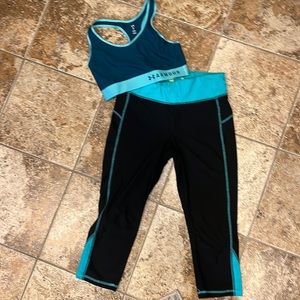 Under Armour Sports Bra and Xersion Workout leggings